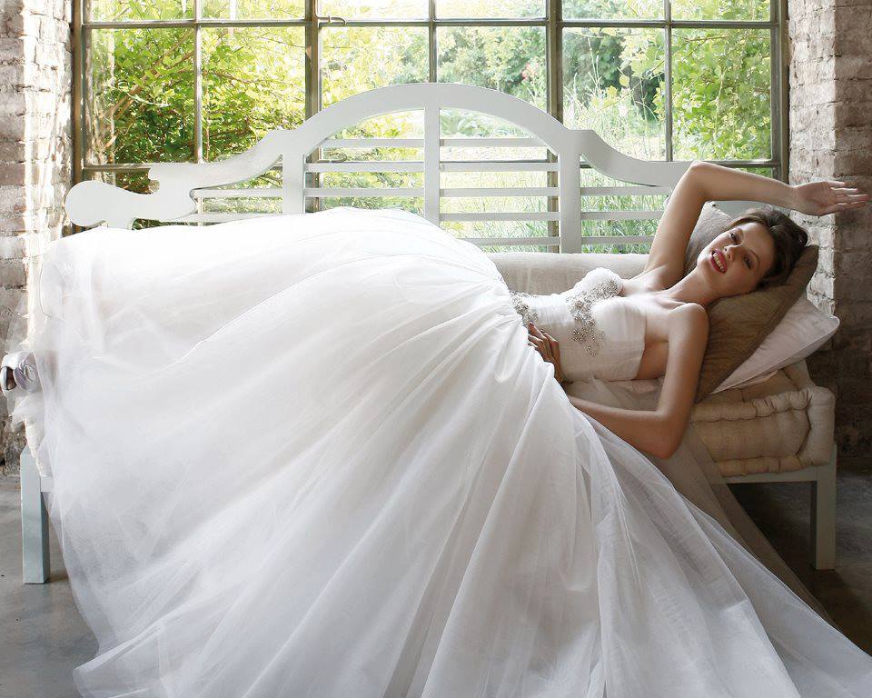 white wedding lehnga dress